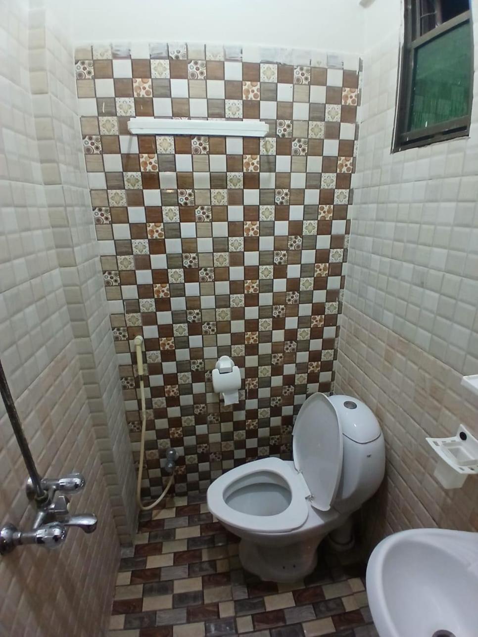 Goho Rooms Badar Karachi Exterior photo