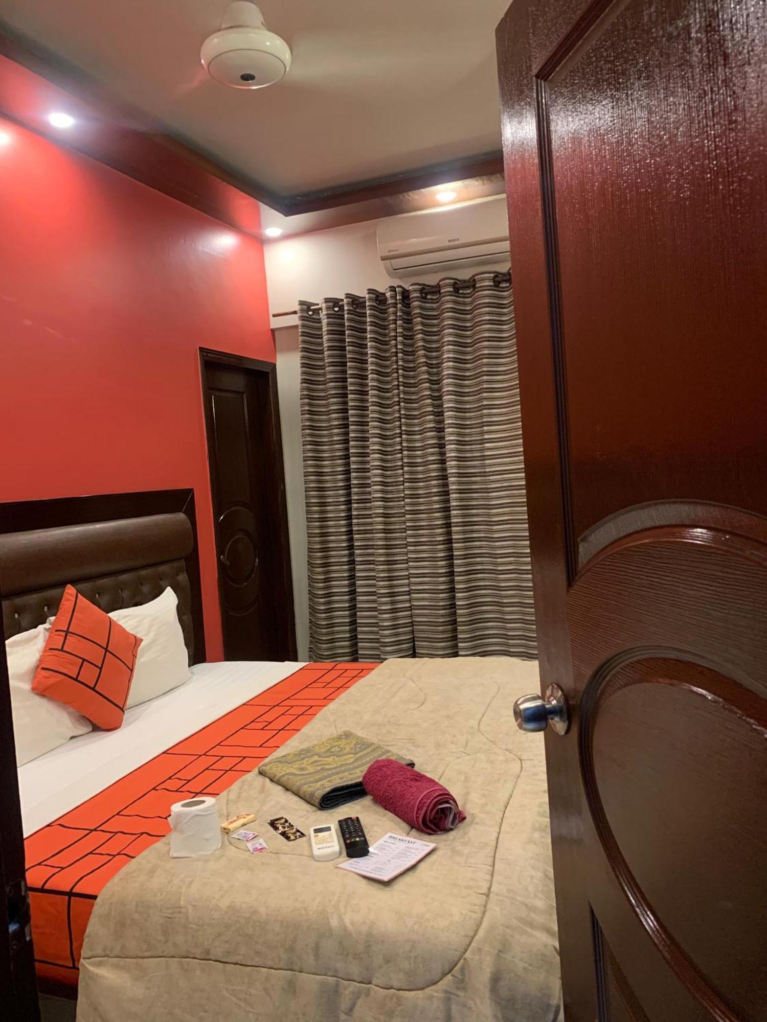 Goho Rooms Badar Karachi Exterior photo